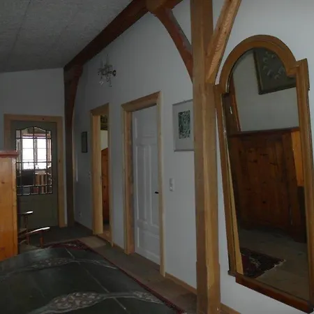 Loftwohnung-hell-geraeumig-antik-zentrale-lage-in-suederbrarup *