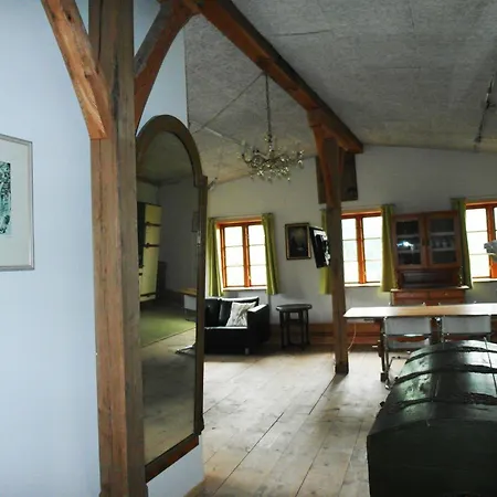 Loftwohnung-hell-geraeumig-antik-zentrale-lage-in-suederbrarup * Ulsnis