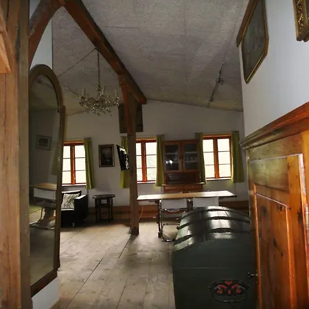 Loftwohnung-hell-geraeumig-antik-zentrale-lage-in-suederbrarup Ulsnis